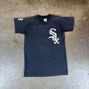 Chicago White Sox black tee Youth Size L or men's XS